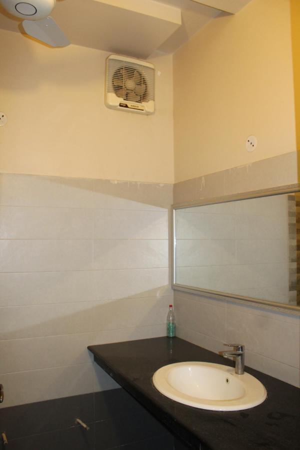 Hotel State Residency บาฮาวัลปูร์ ภายนอก รูปภาพ