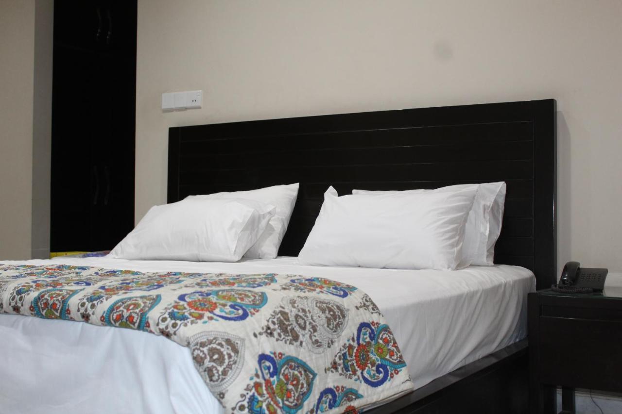 Hotel State Residency บาฮาวัลปูร์ ภายนอก รูปภาพ