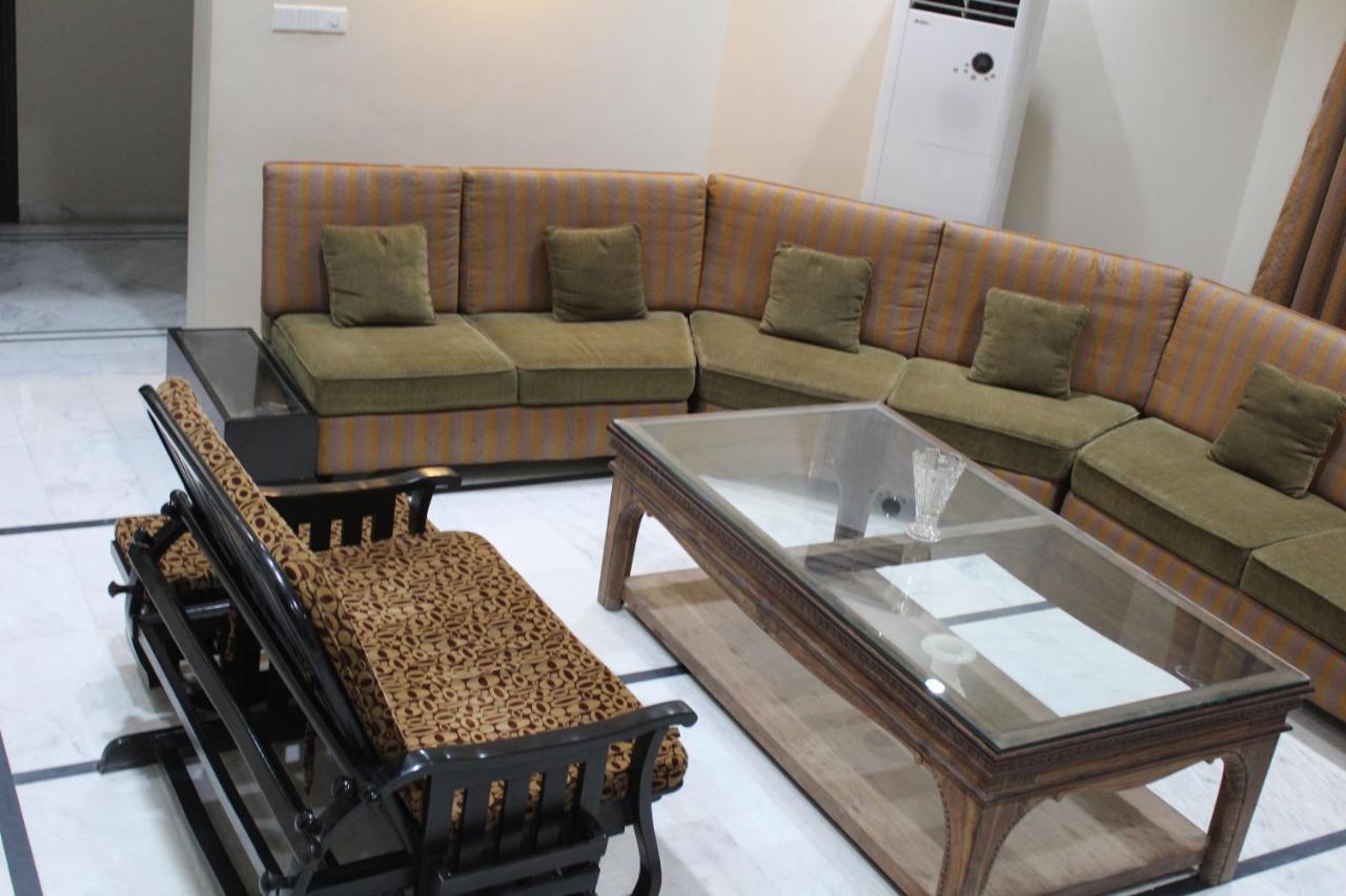 Hotel State Residency บาฮาวัลปูร์ ภายนอก รูปภาพ